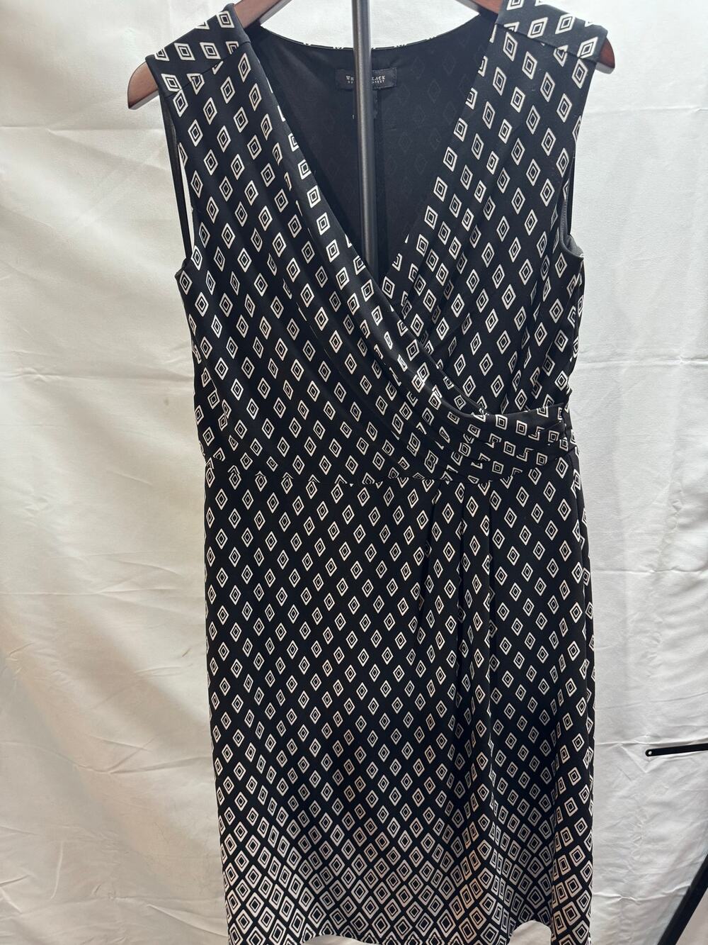 White House Black Market Dress 10 Faux Wrap Sleeveless Black White Geo Diamond